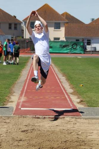 chef-long-jump-guy